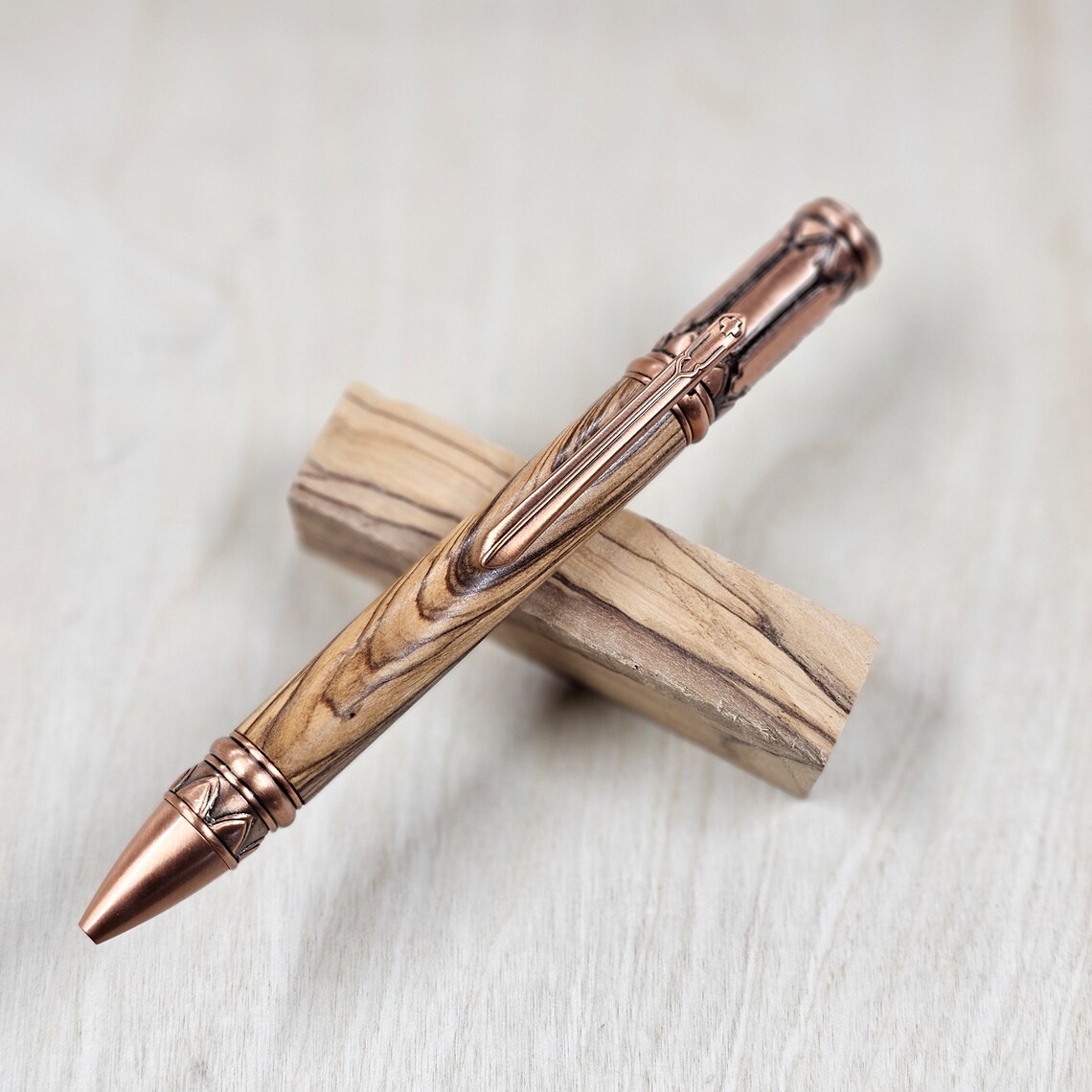 Gothic Twist Pen